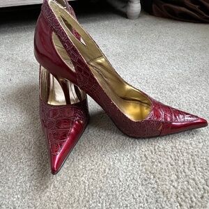 EUC Anne Michelle Wine Red Vegan Leather Heels, Size 8